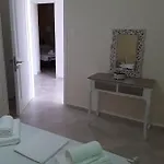 Roza's And * بينيتسيس