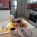 Roza's And Apartamento *