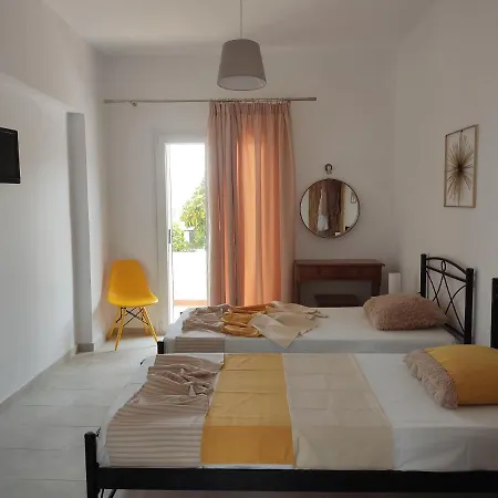 Apartment Roza's And Benitses (Corfu)