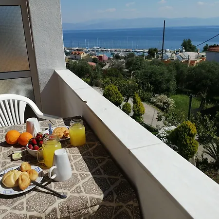 Roza's And Appartement