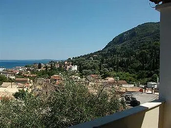 Roza's And Apartment Benitses (Corfu)